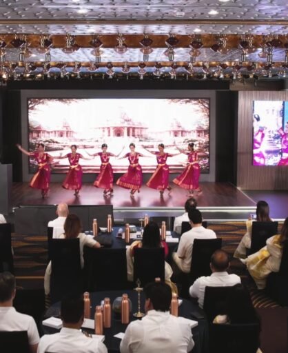 2 min - frame at 0m26s