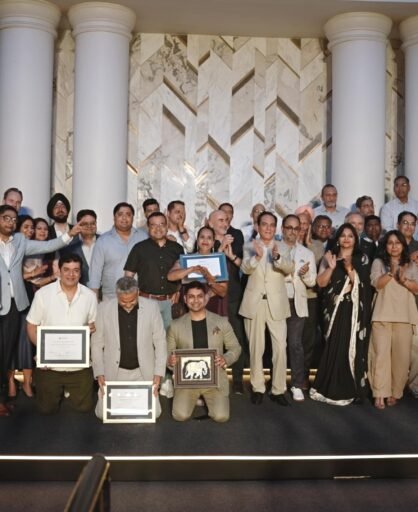 2 min - frame at 1m10s