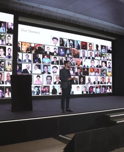 2 min - frame at 1m31s