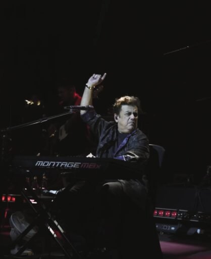 2 min - frame at 1m36s